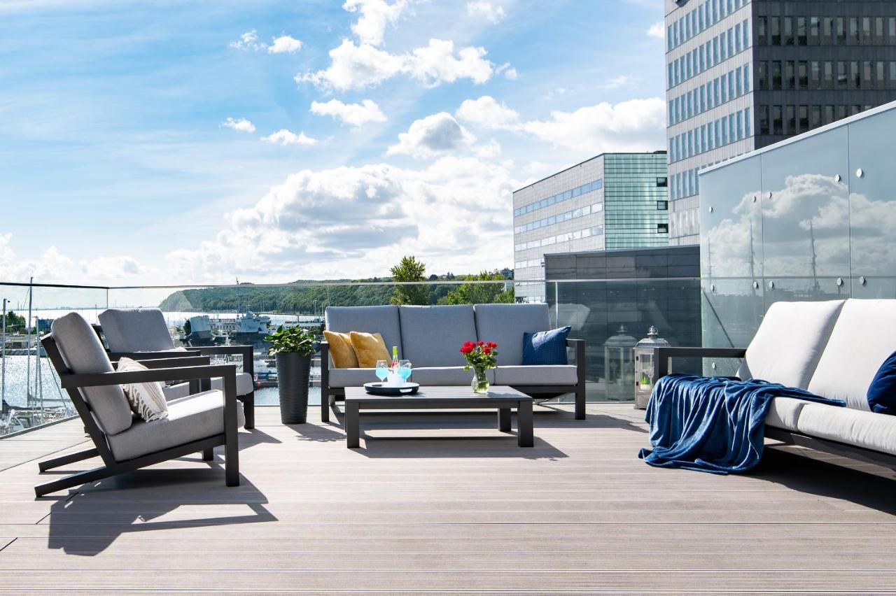Yacht Park Premium Apartment Sea View 그디니아 외부 사진