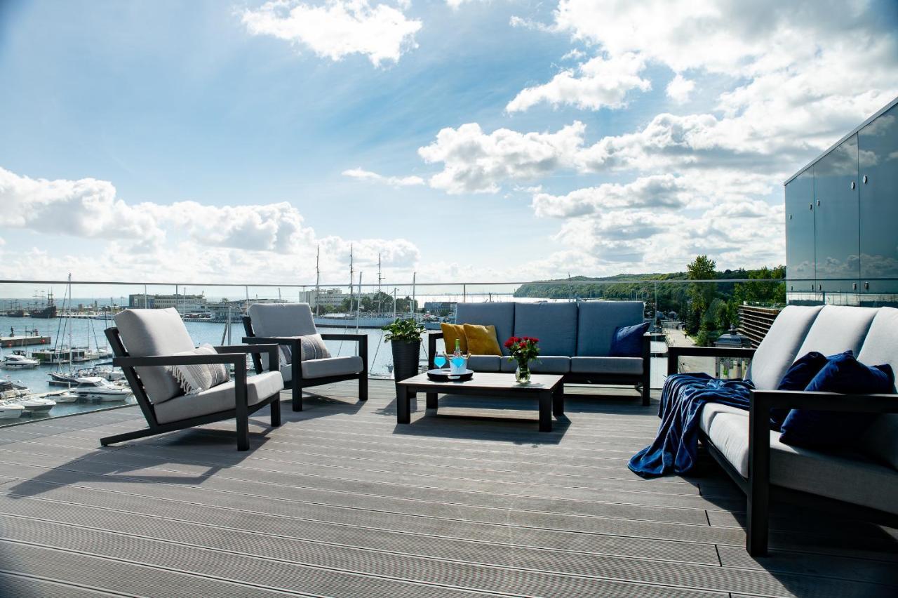Yacht Park Premium Apartment Sea View 그디니아 외부 사진