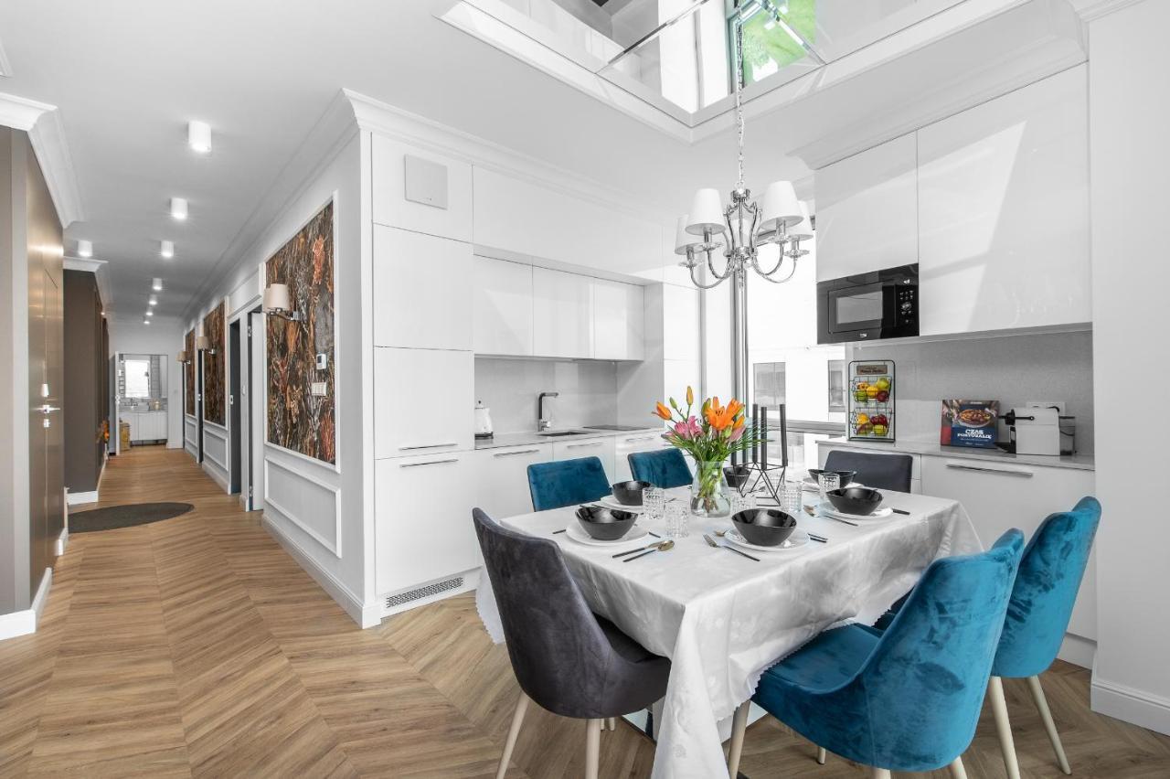 Yacht Park Premium Apartment Sea View 그디니아 외부 사진