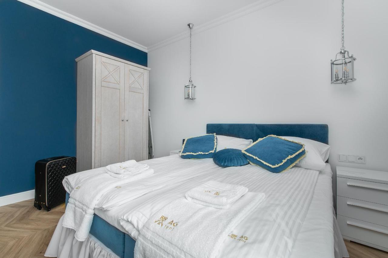 Yacht Park Premium Apartment Sea View 그디니아 외부 사진